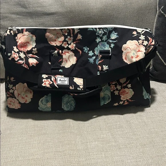 Herschel Floral Duffel Bag - Picture 1 of 4